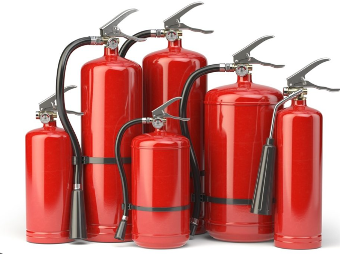 Instalação de extintores de incêndio conforme sinalização normativa